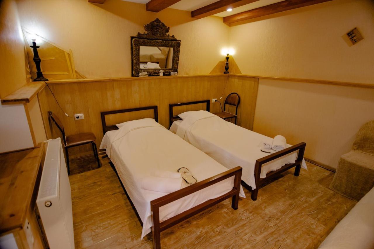 Qilimcha'S Guesthouse-Art Museum Telawi Zewnętrze zdjęcie