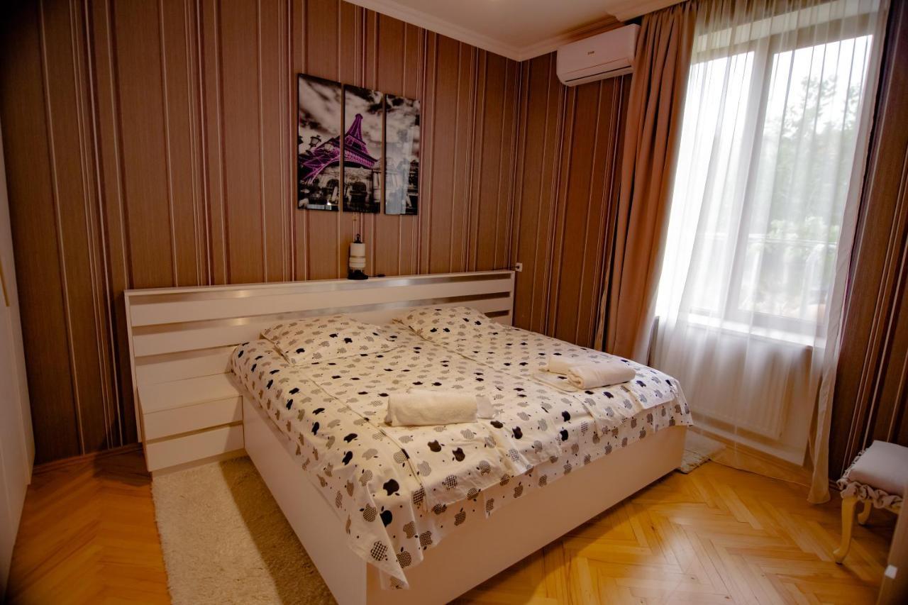 Qilimcha'S Guesthouse-Art Museum Telawi Zewnętrze zdjęcie