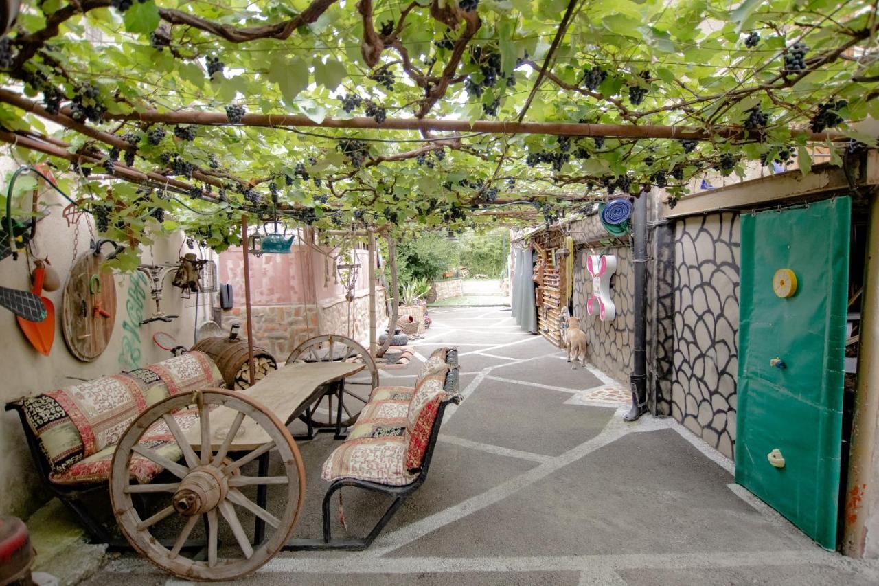 Qilimcha'S Guesthouse-Art Museum Telawi Zewnętrze zdjęcie