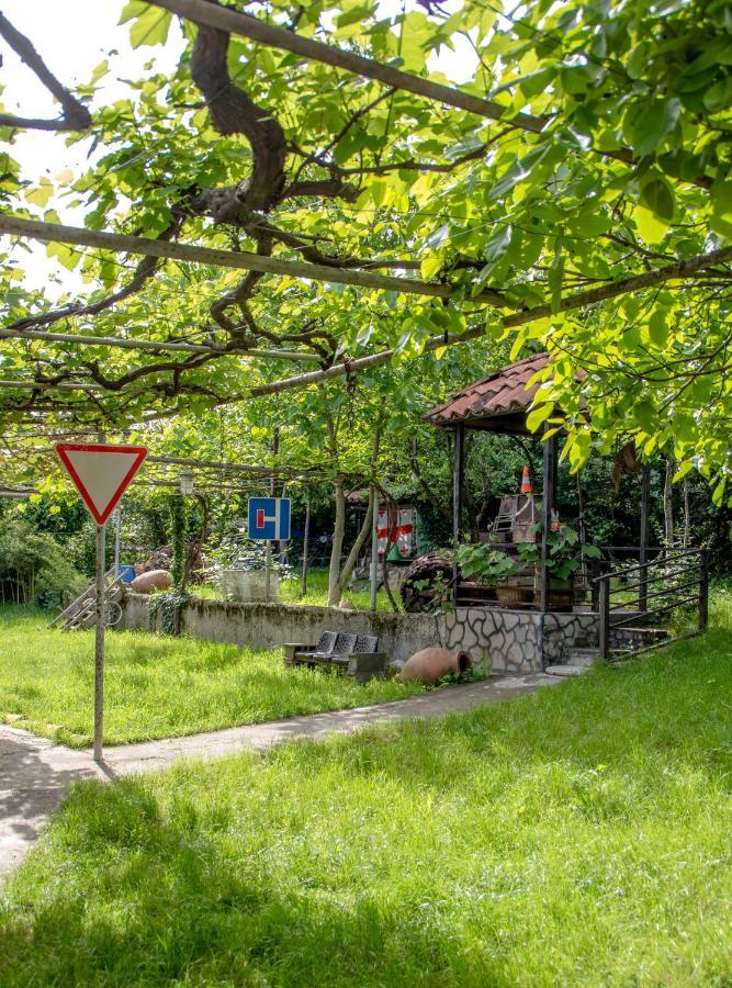 Qilimcha'S Guesthouse-Art Museum Telawi Zewnętrze zdjęcie